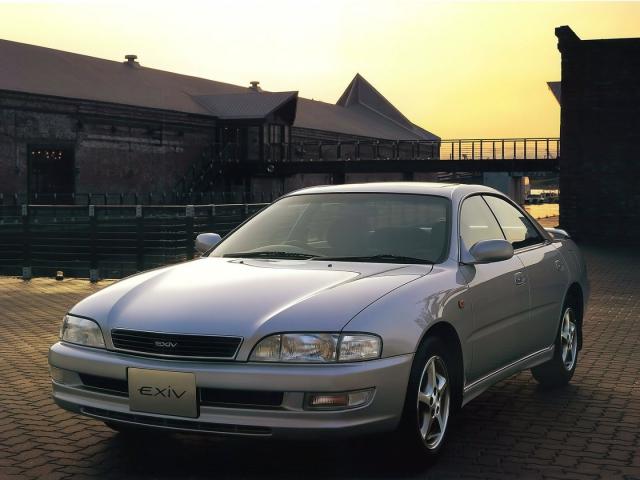 Toyota_Corona EXiV_Sedan_1995.jpg